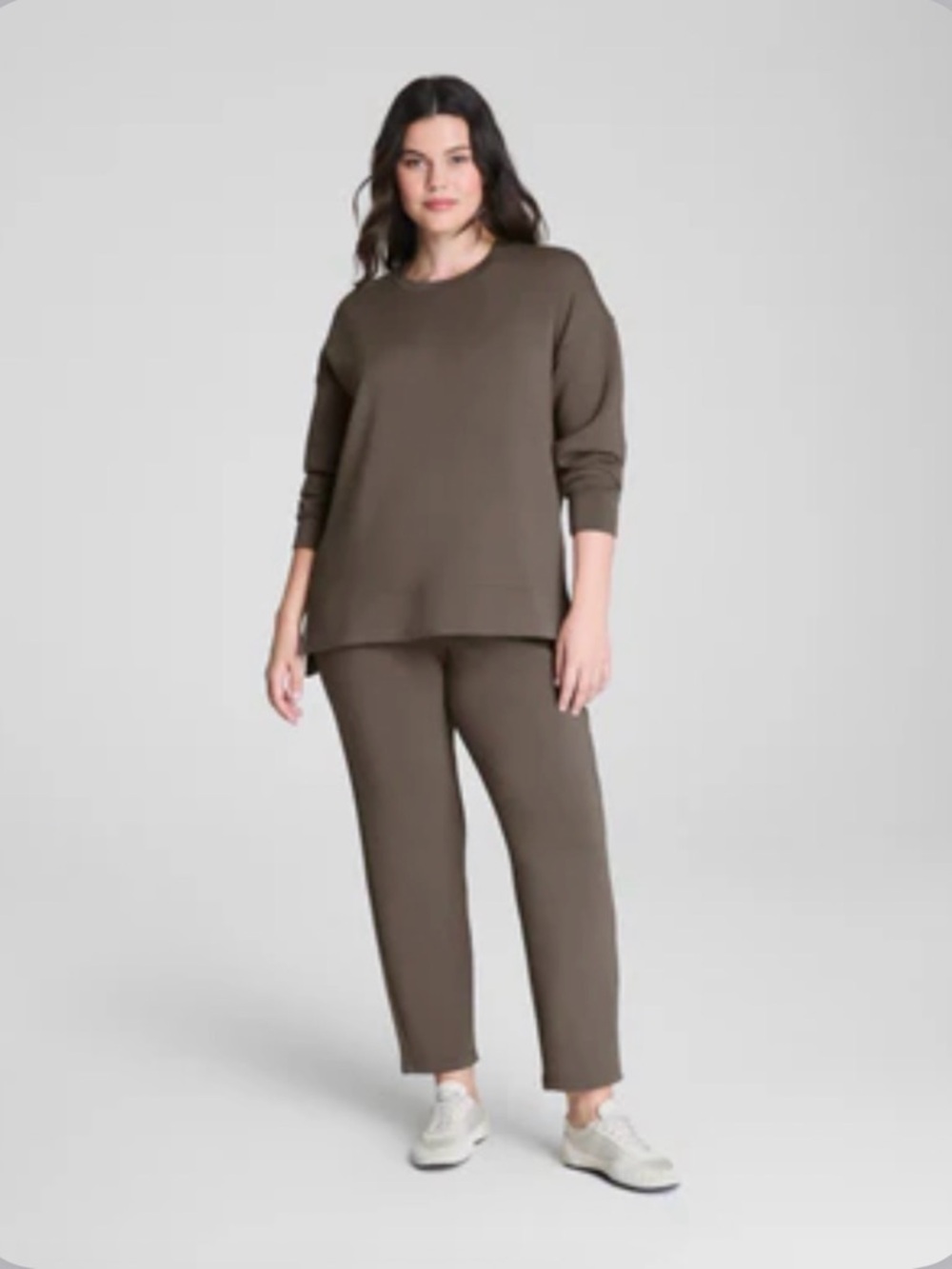 NWOT Spanx AirEssentials Slim Straight Pants in Mineral